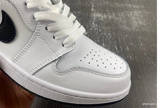 553558-132 white Jordan 553558-132 black Air 1 and  Low 0412